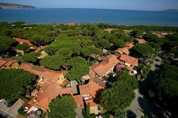 appartamento in vendita ad Orbetello in zona Giannella