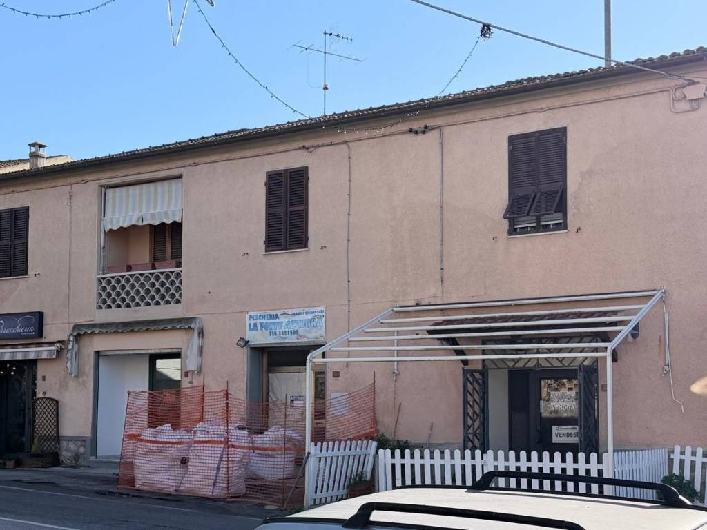 appartamento in vendita ad Orbetello in zona Fonteblanda