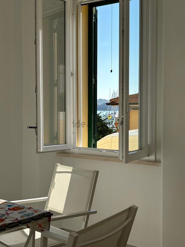 appartamento in vendita ad Orbetello in zona Talamone