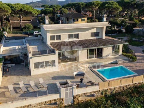 casa indipendente in vendita ad Orbetello