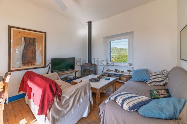 appartamento in vendita ad Orbetello in zona Ansedonia