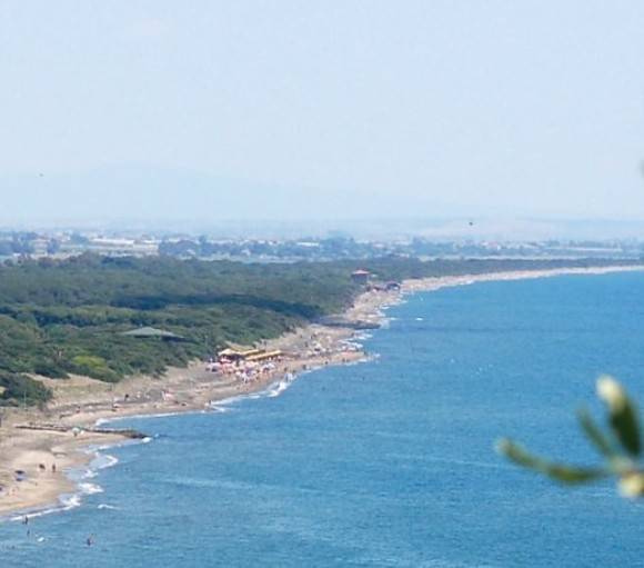 casa indipendente in vendita ad Orbetello in zona Ansedonia