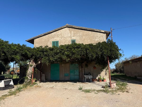 casa indipendente in vendita ad Orbetello