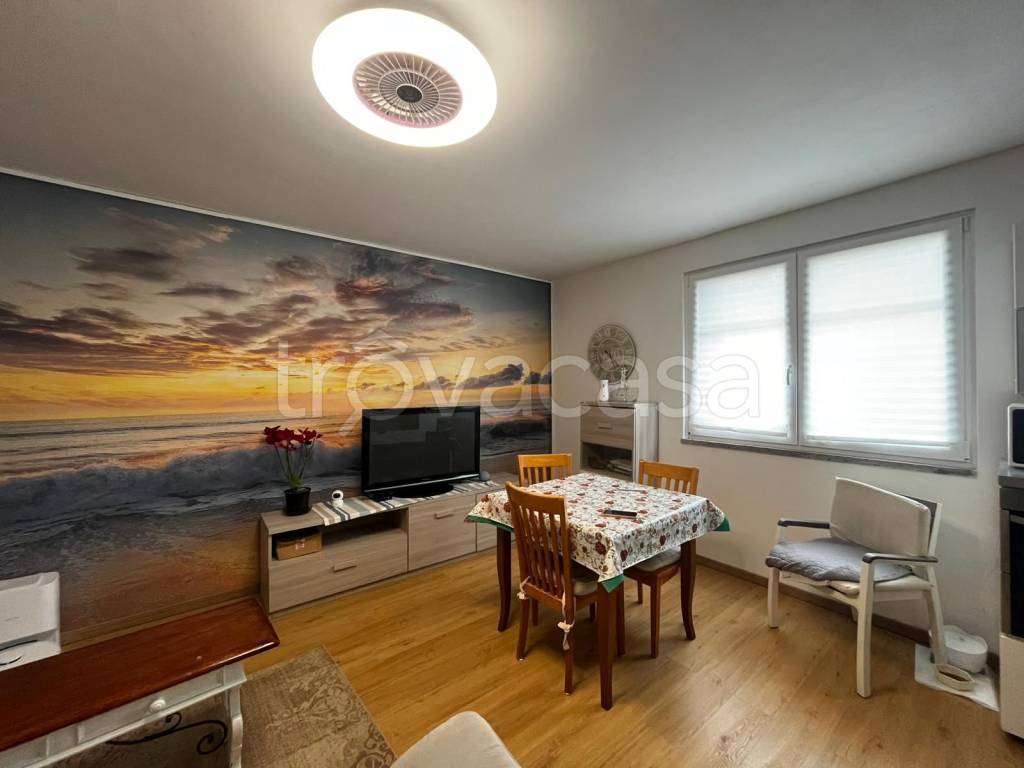 appartamento in vendita ad Orbetello in zona Albinia