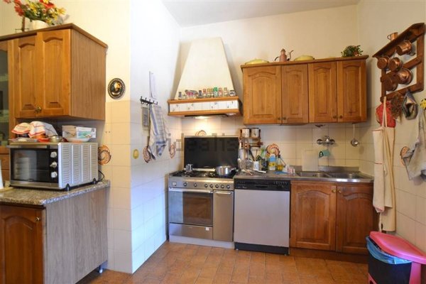 appartamento in vendita ad Orbetello in zona Albinia