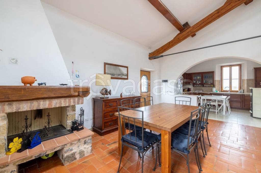 casa indipendente in vendita ad Orbetello in zona Ansedonia