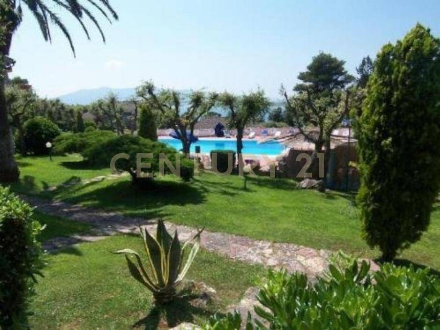 appartamento in vendita ad Orbetello in zona Ansedonia