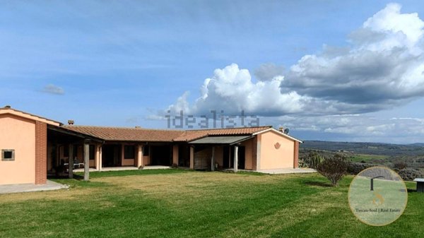 casa indipendente in vendita ad Orbetello in zona Talamone