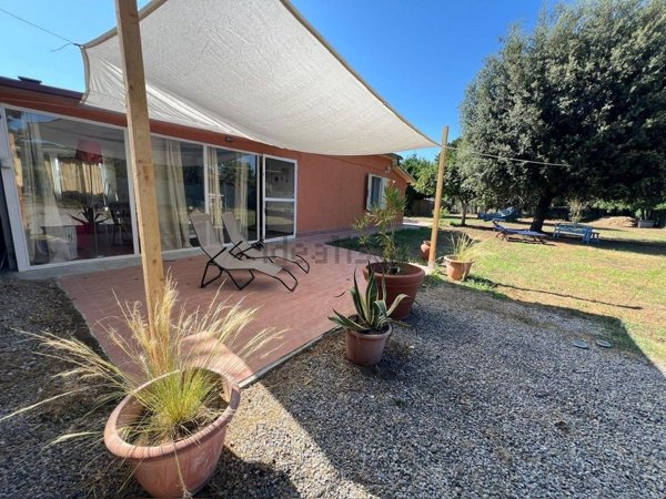 casa indipendente in vendita ad Orbetello