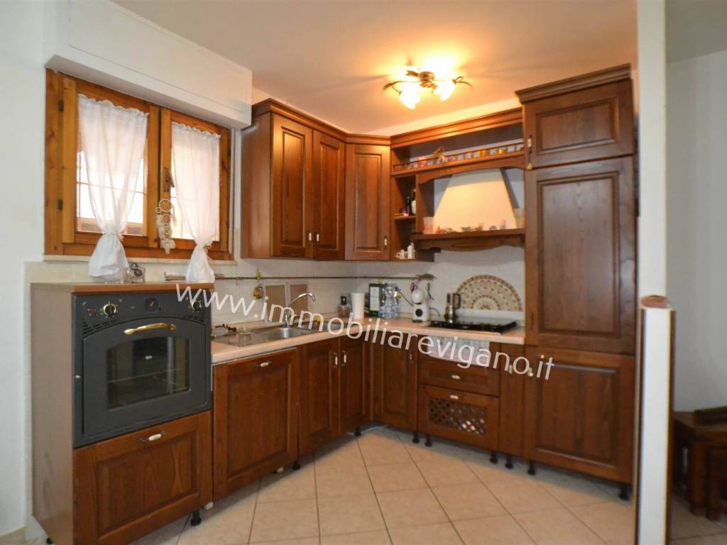 appartamento in vendita ad Orbetello in zona Albinia