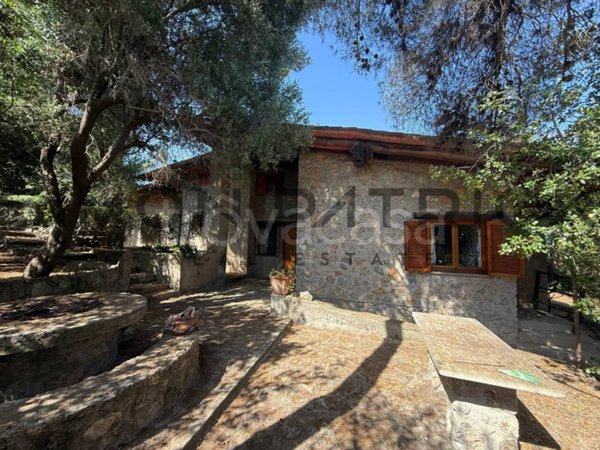 casa indipendente in vendita ad Orbetello in zona Ansedonia