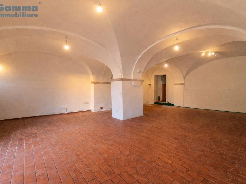 negozio in vendita ad Orbetello