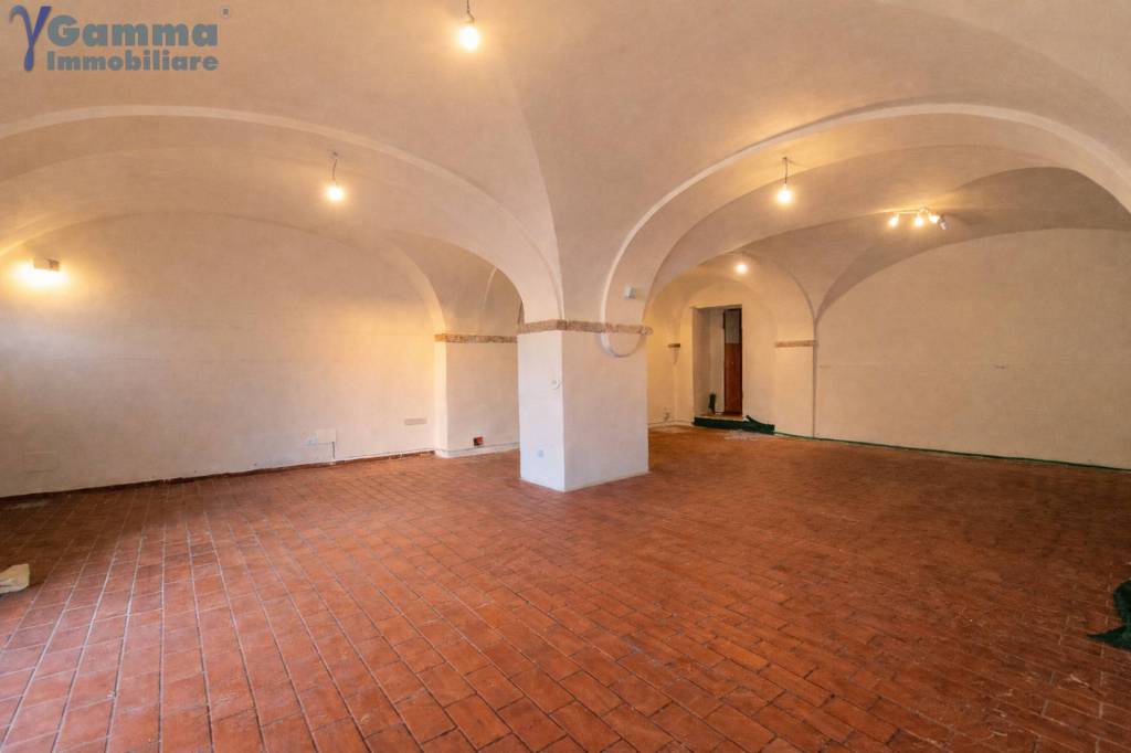 negozio in vendita ad Orbetello