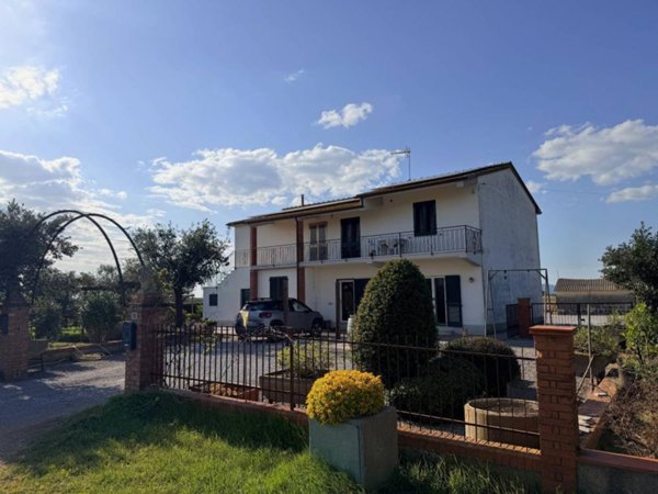 casa indipendente in vendita ad Orbetello