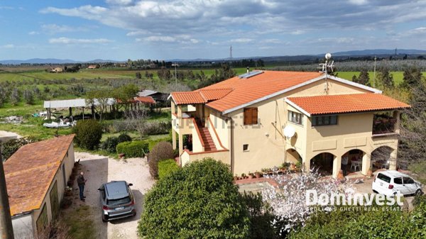 casale in vendita ad Orbetello