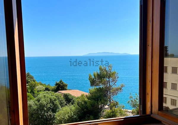 appartamento in vendita ad Orbetello in zona Talamone