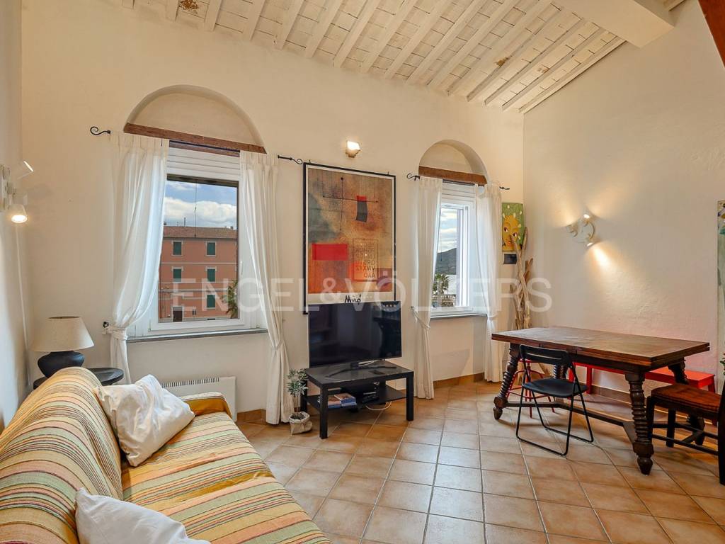 appartamento in vendita ad Orbetello