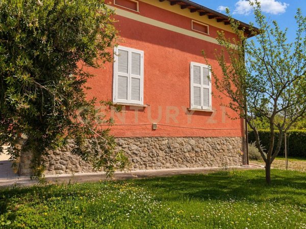 casa indipendente in vendita ad Orbetello