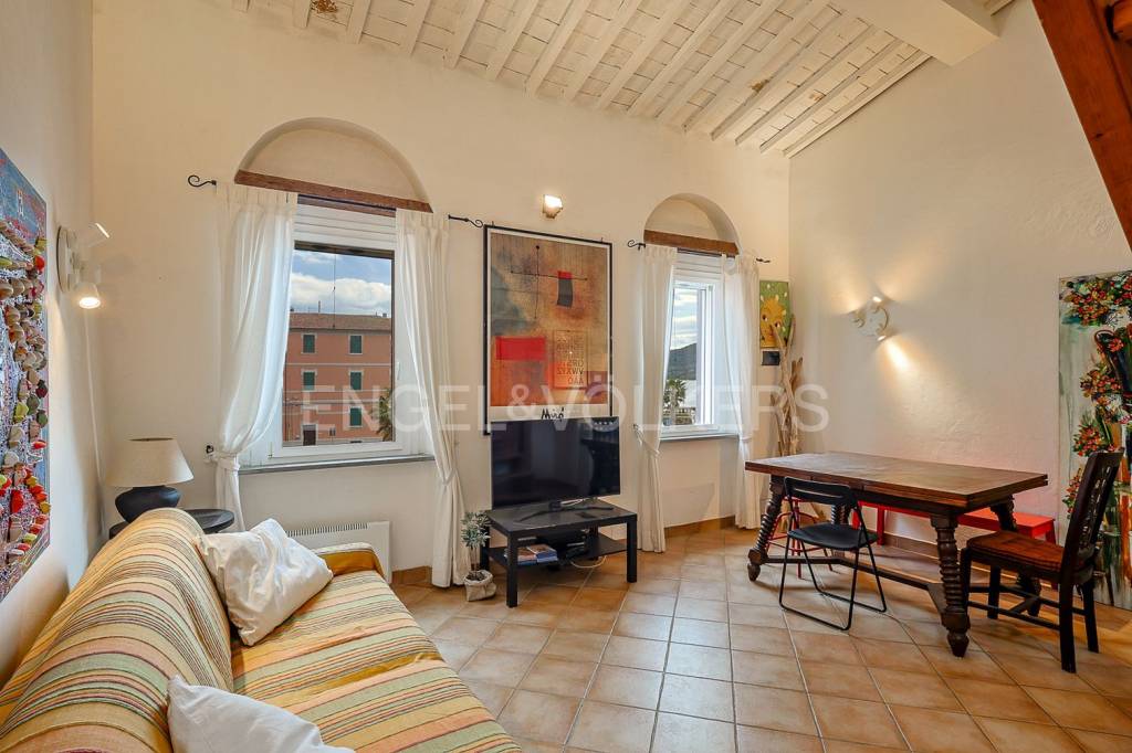 appartamento in vendita ad Orbetello in zona Giannella