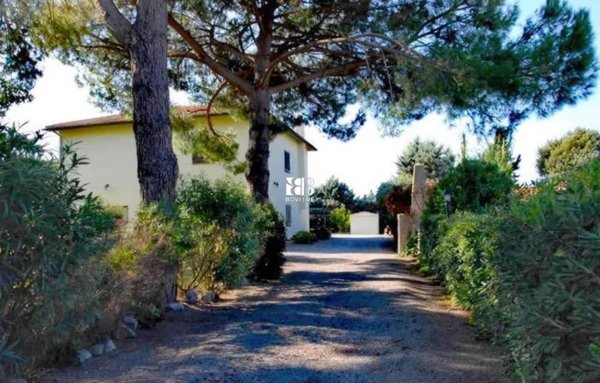 casa indipendente in vendita ad Orbetello