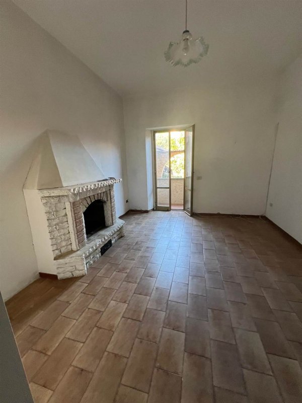 appartamento in vendita ad Orbetello in zona Albinia