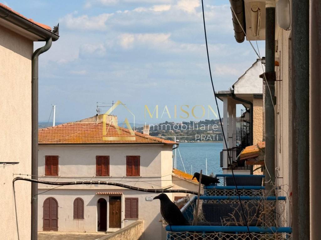 appartamento in vendita ad Orbetello in zona Talamone