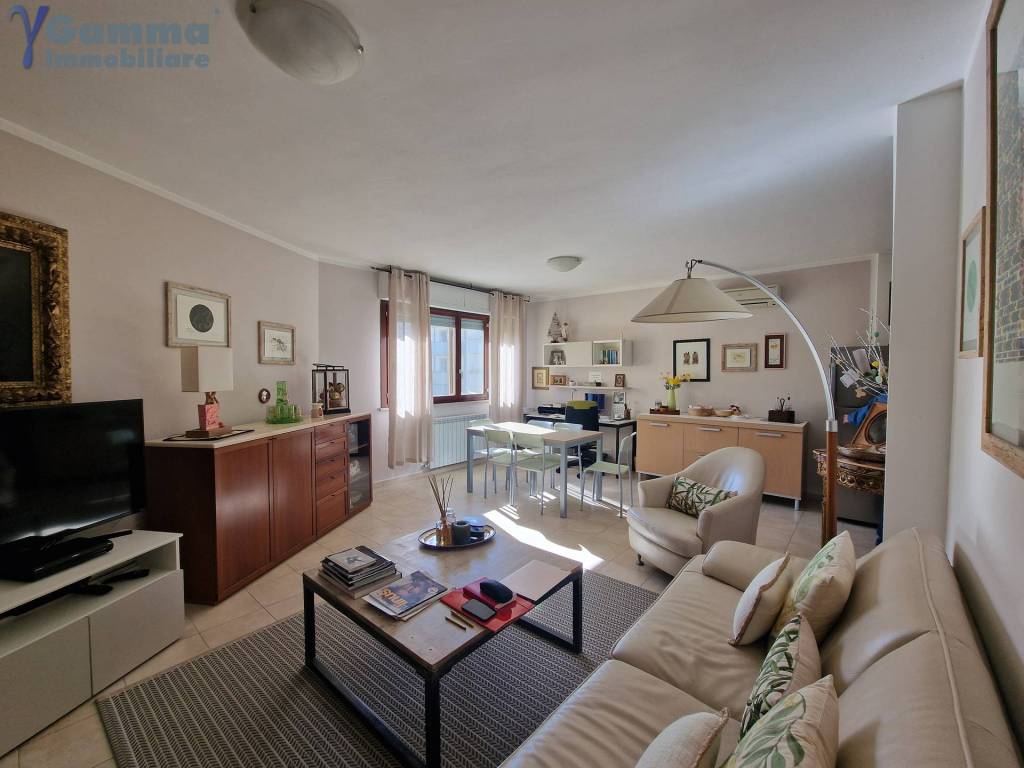 appartamento in vendita ad Orbetello in zona Albinia
