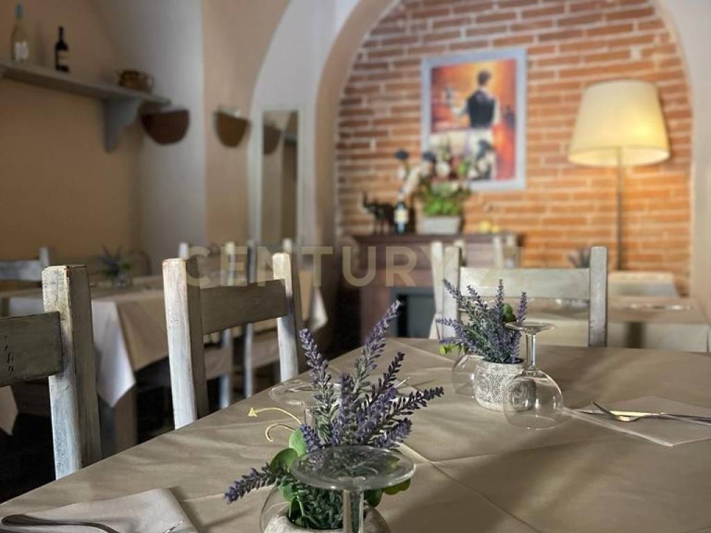 negozio in vendita ad Orbetello