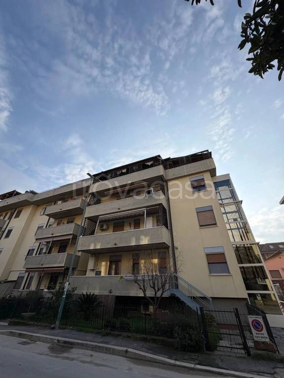appartamento in vendita ad Orbetello in zona Albinia