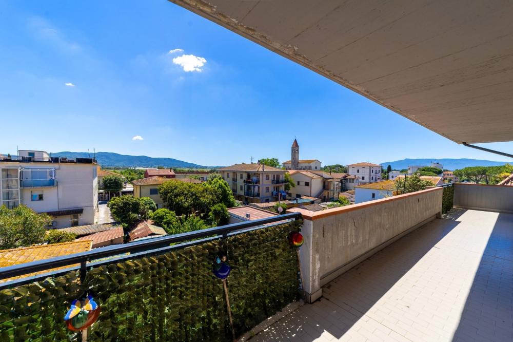 appartamento in vendita ad Orbetello in zona Albinia