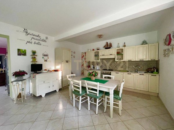 casa indipendente in vendita ad Orbetello