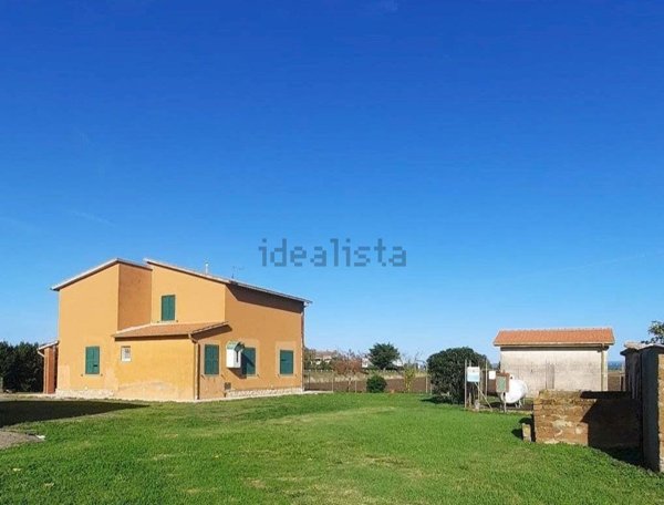 appartamento in vendita ad Orbetello in zona Giannella
