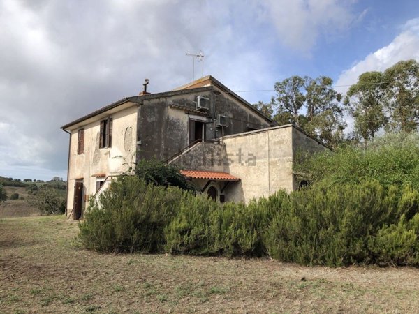 appartamento in vendita ad Orbetello