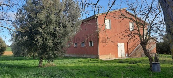appartamento in vendita ad Orbetello in zona Talamone