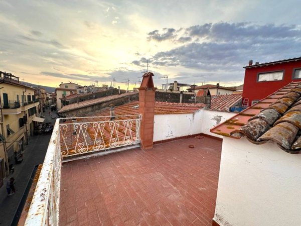 casa indipendente in vendita ad Orbetello