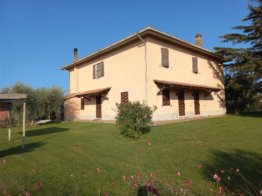casale in vendita ad Orbetello