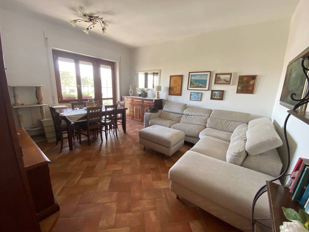 appartamento in vendita ad Orbetello