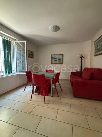 appartamento in vendita ad Orbetello in zona Talamone