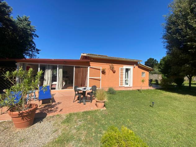 casa indipendente in vendita ad Orbetello