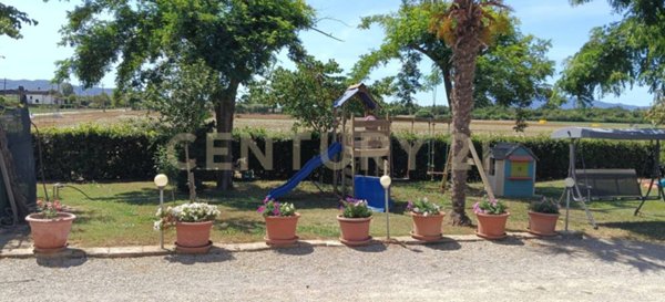 casa indipendente in vendita ad Orbetello