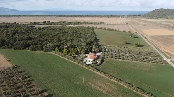 casale in vendita ad Orbetello