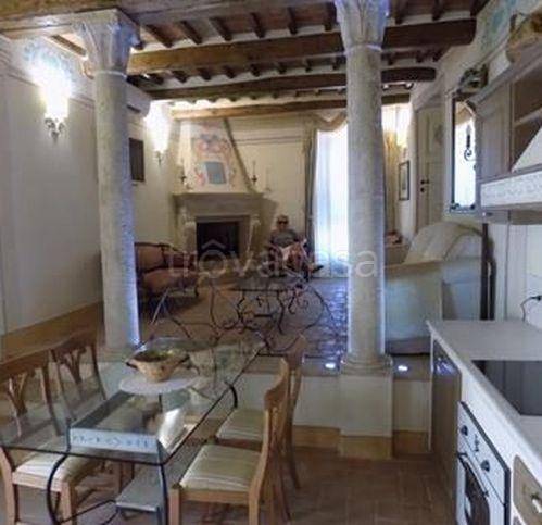 appartamento in vendita a Pitigliano