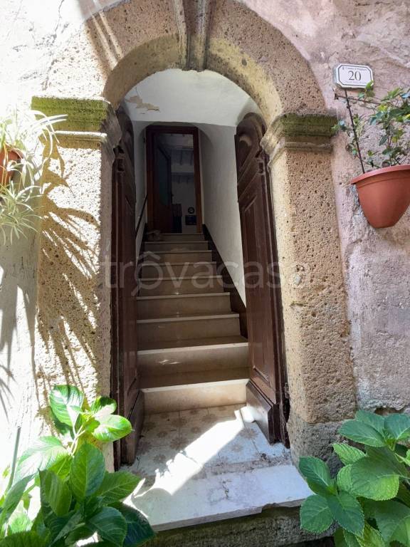 casa indipendente in vendita a Pitigliano