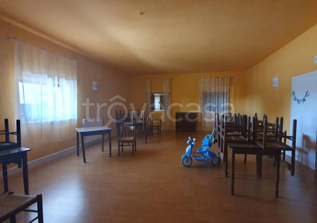 negozio in vendita a Pitigliano