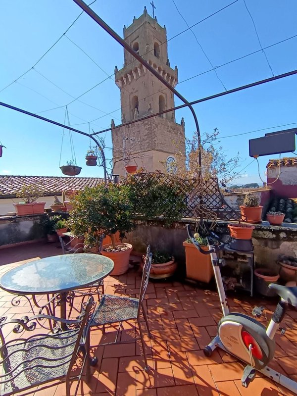 appartamento in vendita a Pitigliano