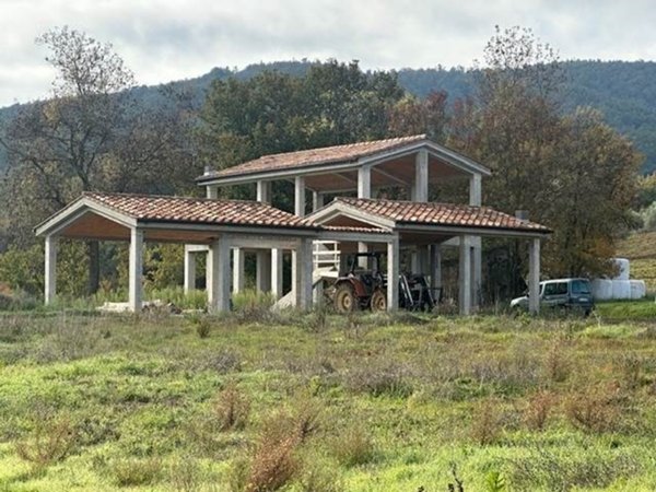 casa indipendente in vendita a Pitigliano