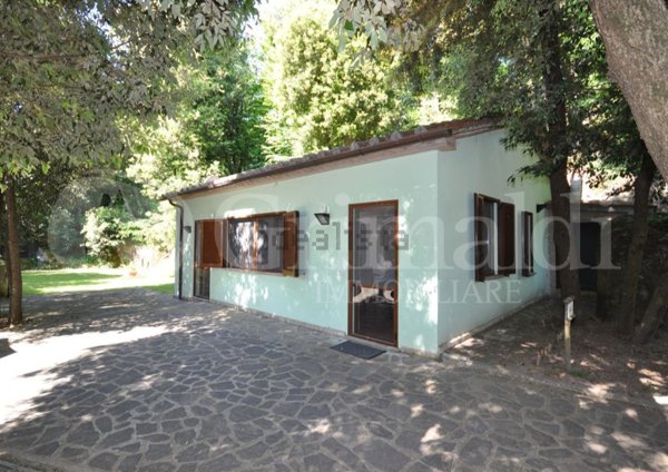 casa indipendente in vendita a Pitigliano