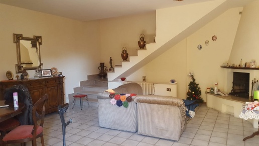 casa indipendente in vendita a Pitigliano