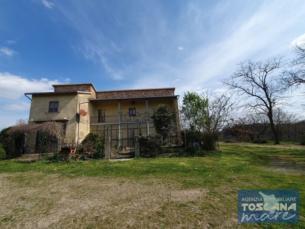 casa indipendente in vendita a Pitigliano