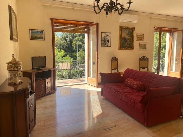 casa indipendente in vendita a Pitigliano